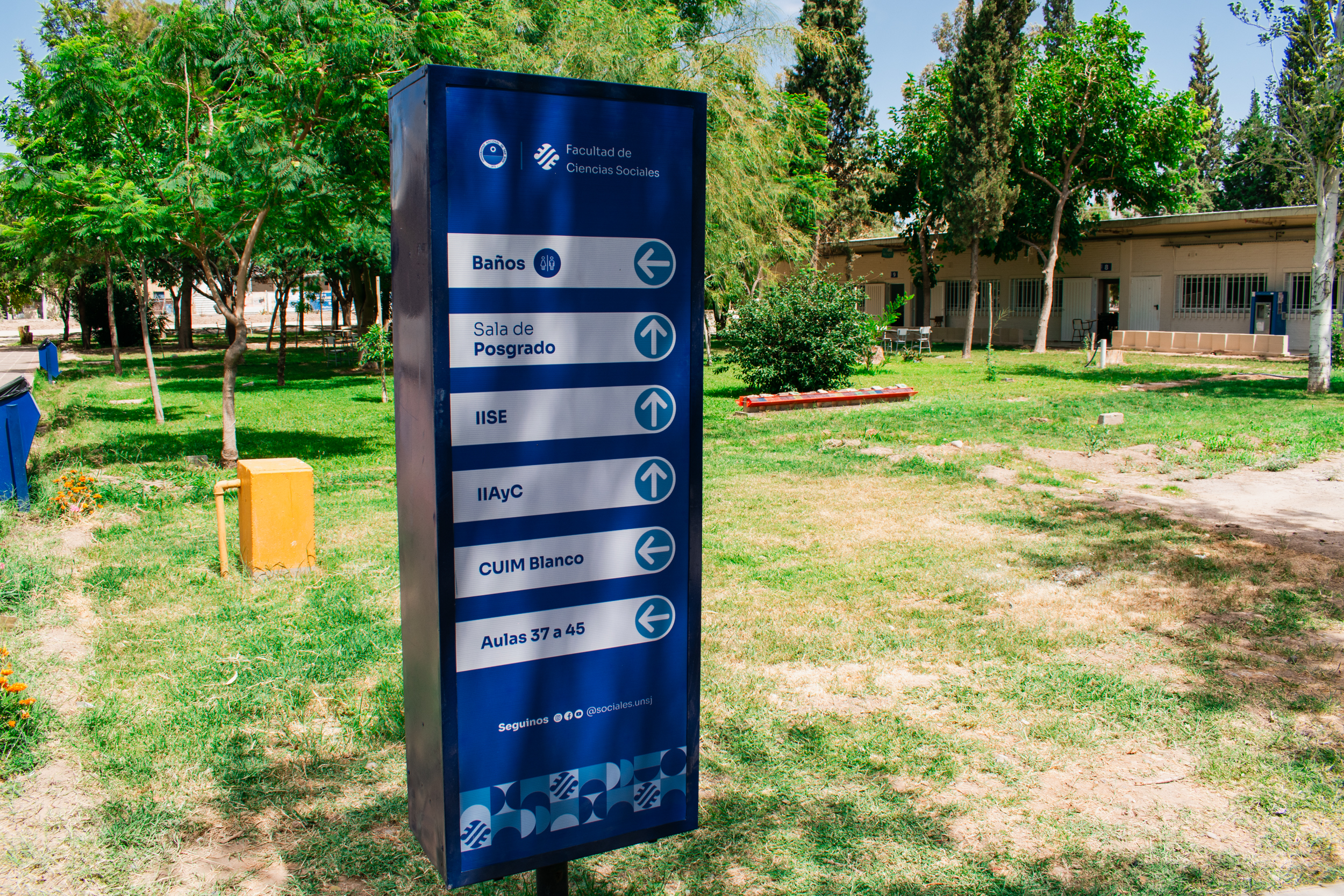 Sociales transita la última etapa de actualización de su señalética