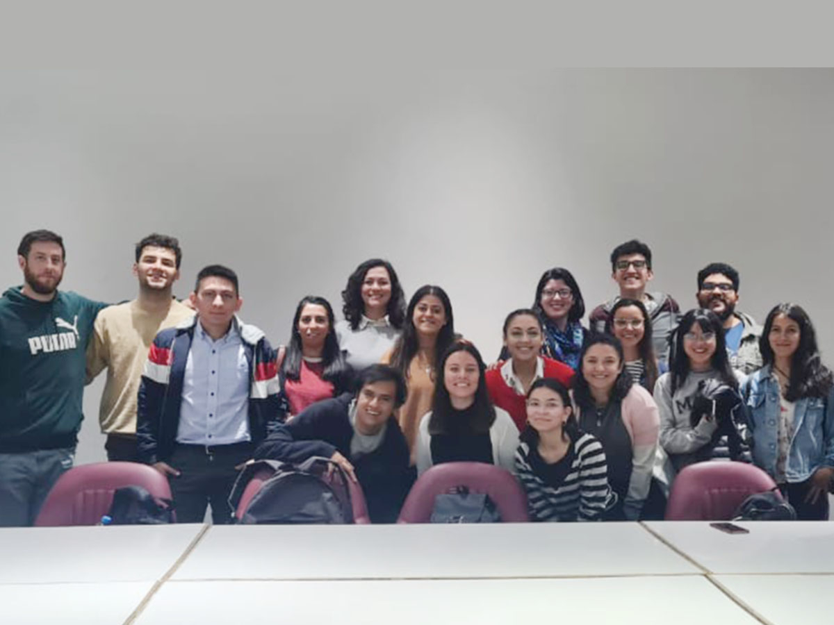 Programa de Tutorías: de la mano hacia la vida universitaria