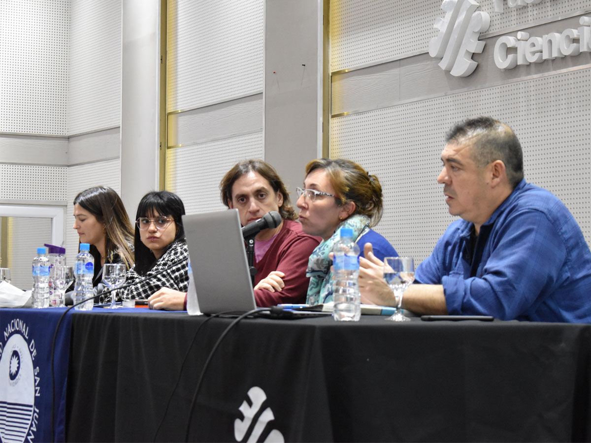 En Sociales se realizó un encuentro con periodistas para reflexionar sobre el oficio hoy