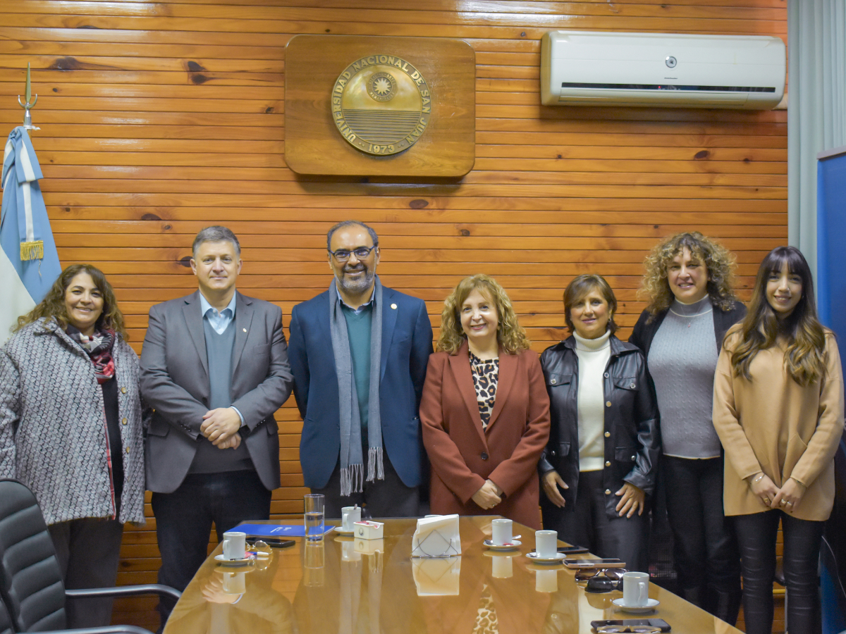 Sociales acordó con el municipio de 25 de Mayo distintas acciones académicas para beneficiar a estudiantes de ese departamento 
