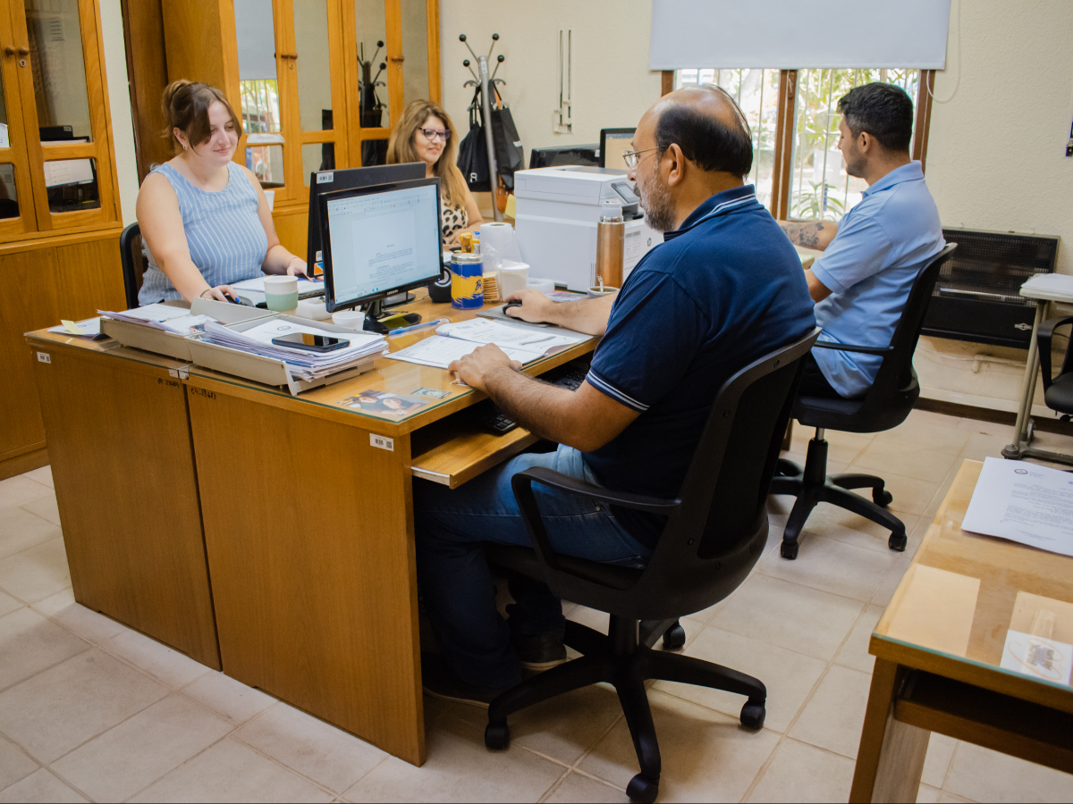 Sociales renueva mobiliario