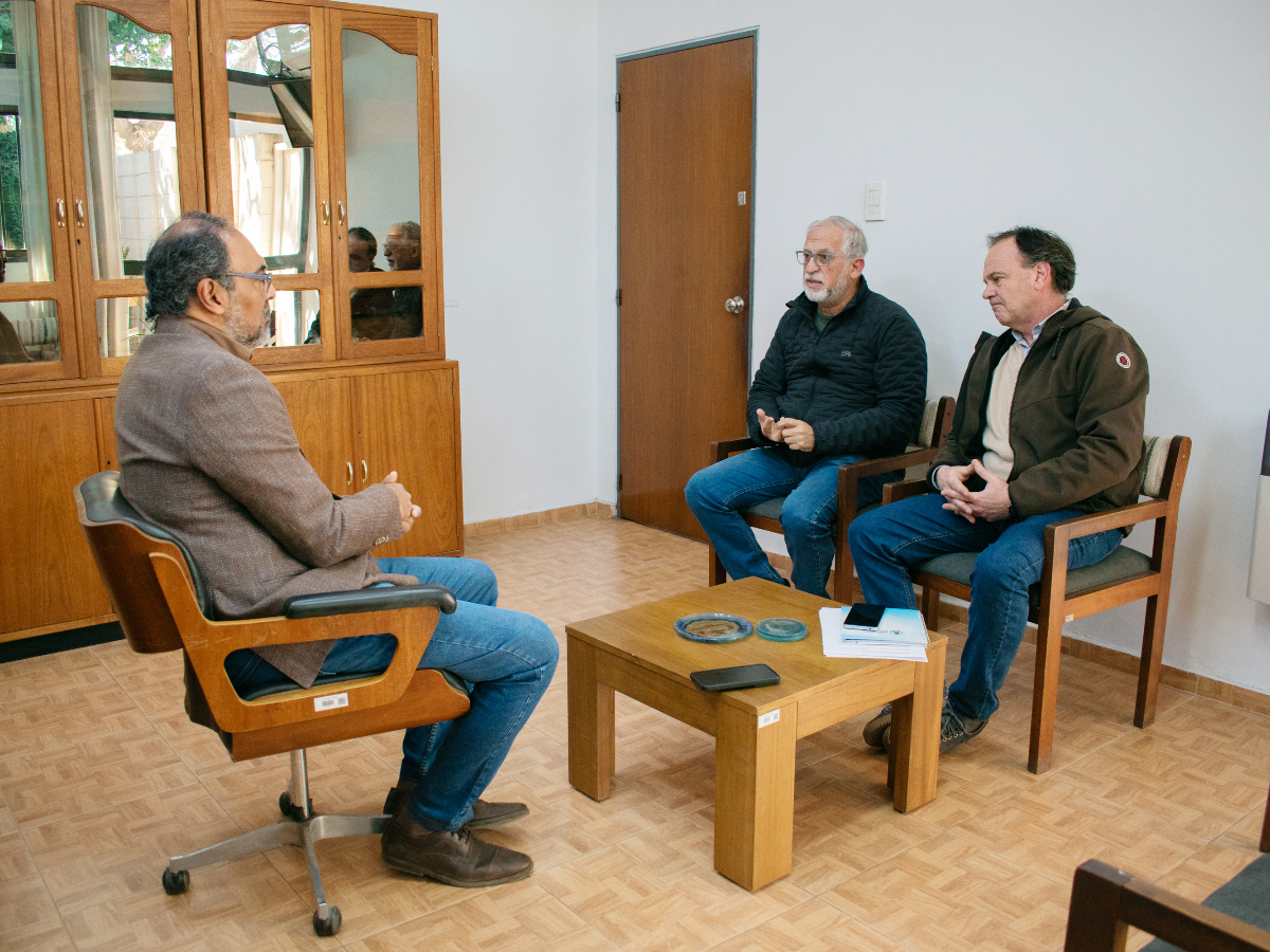 El decano de Sociales se reunió con autoridades del Centro Comercial de San Juan