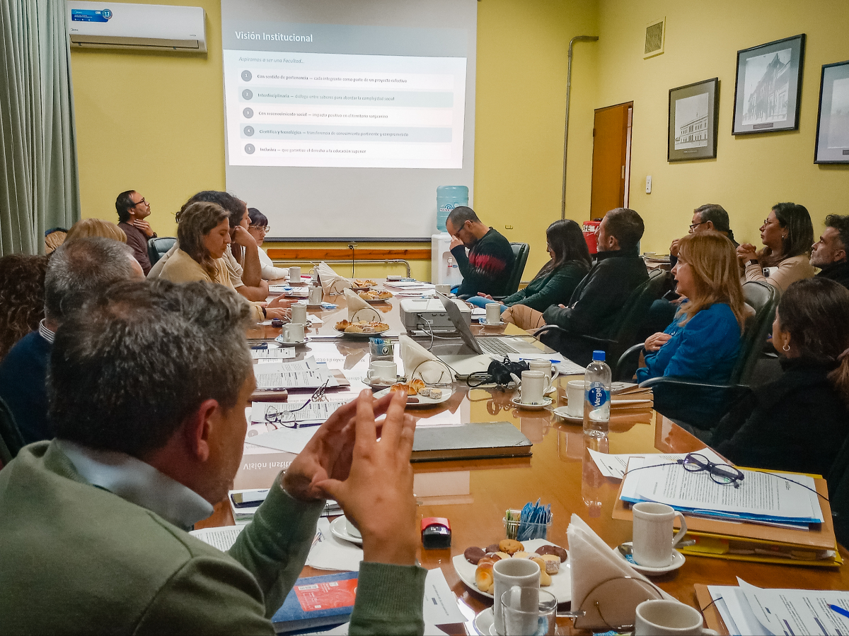 En la última sesión del Consejo Directivo se presentó el Plan Estratégico Institucional