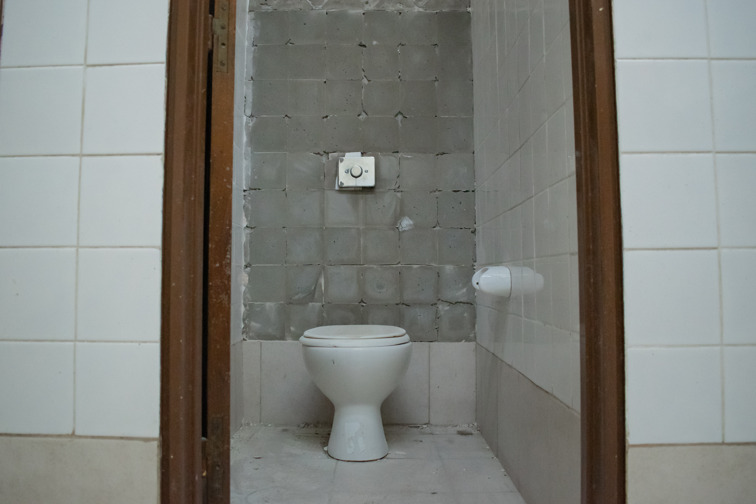 Comenzó la campaña de concientización sobre la limpieza y el cuidado de los recursos de la Facultad