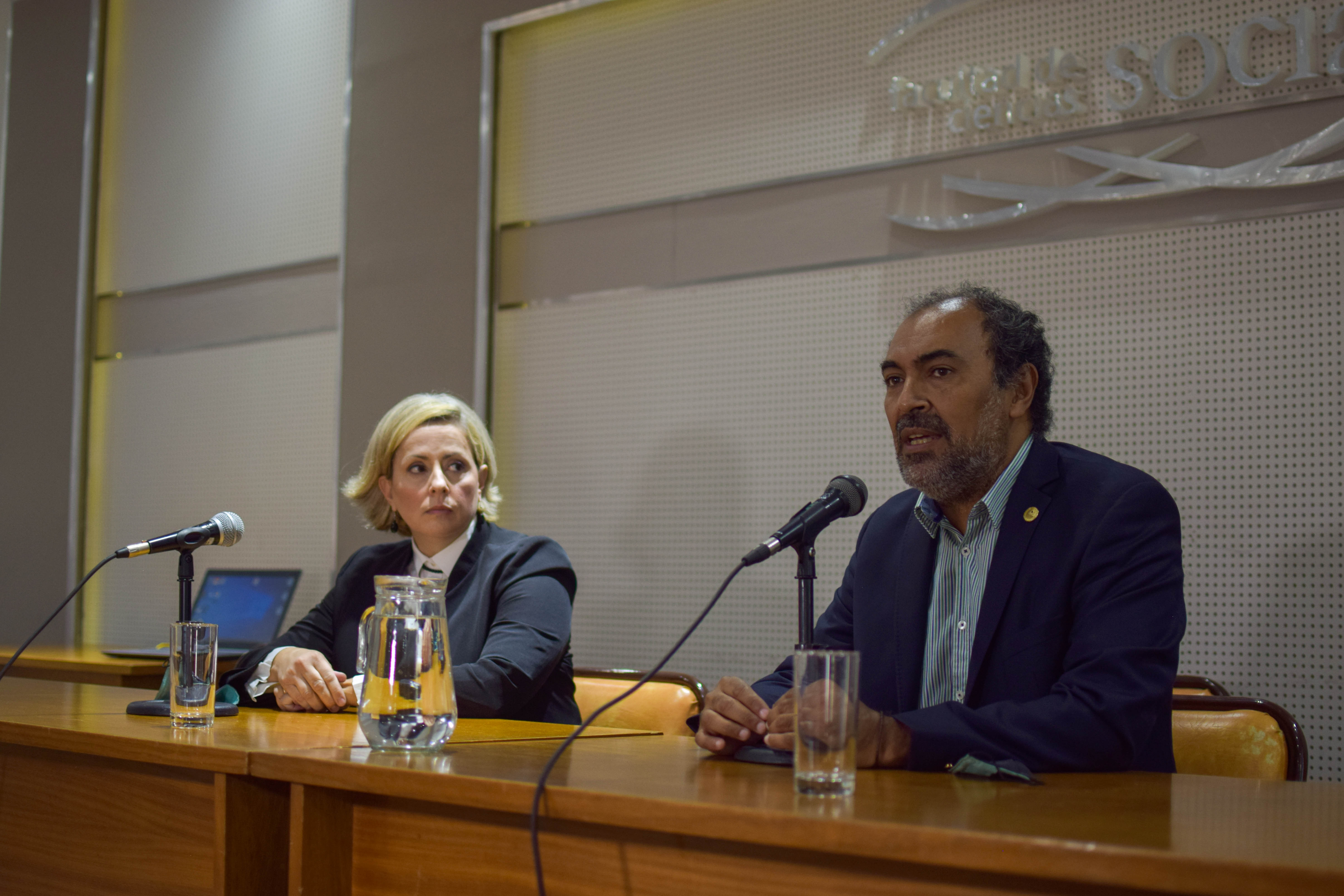 Marita Benavente, Secretaria de Ciencia y Tecnología de San Juan, dio una charla en Sociales