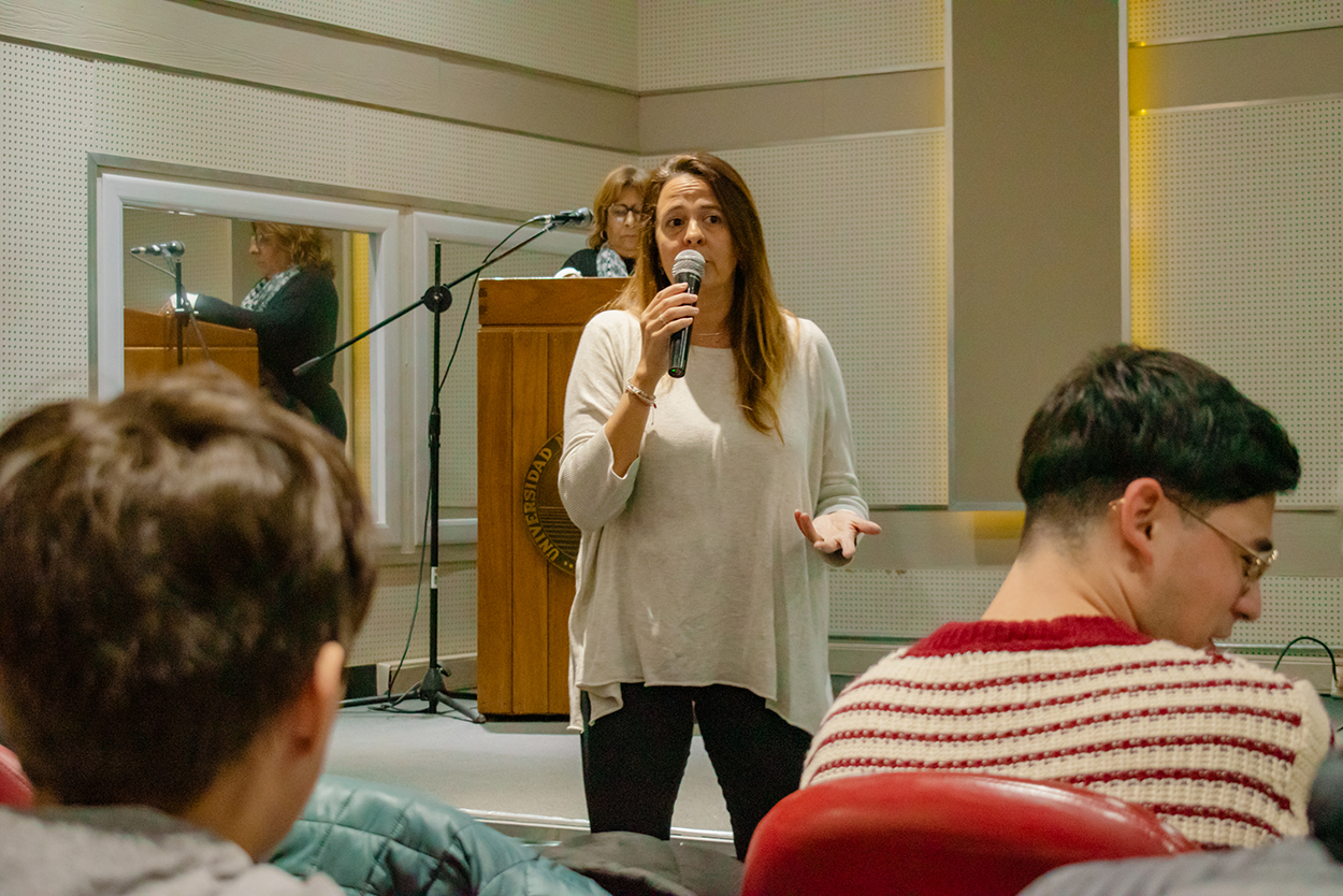 El conversatorio “El universo del streaming” puso a pensar sobre la actualidad del periodismo