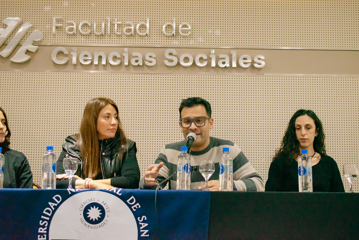 El conversatorio “El universo del streaming” puso a pensar sobre la actualidad del periodismo