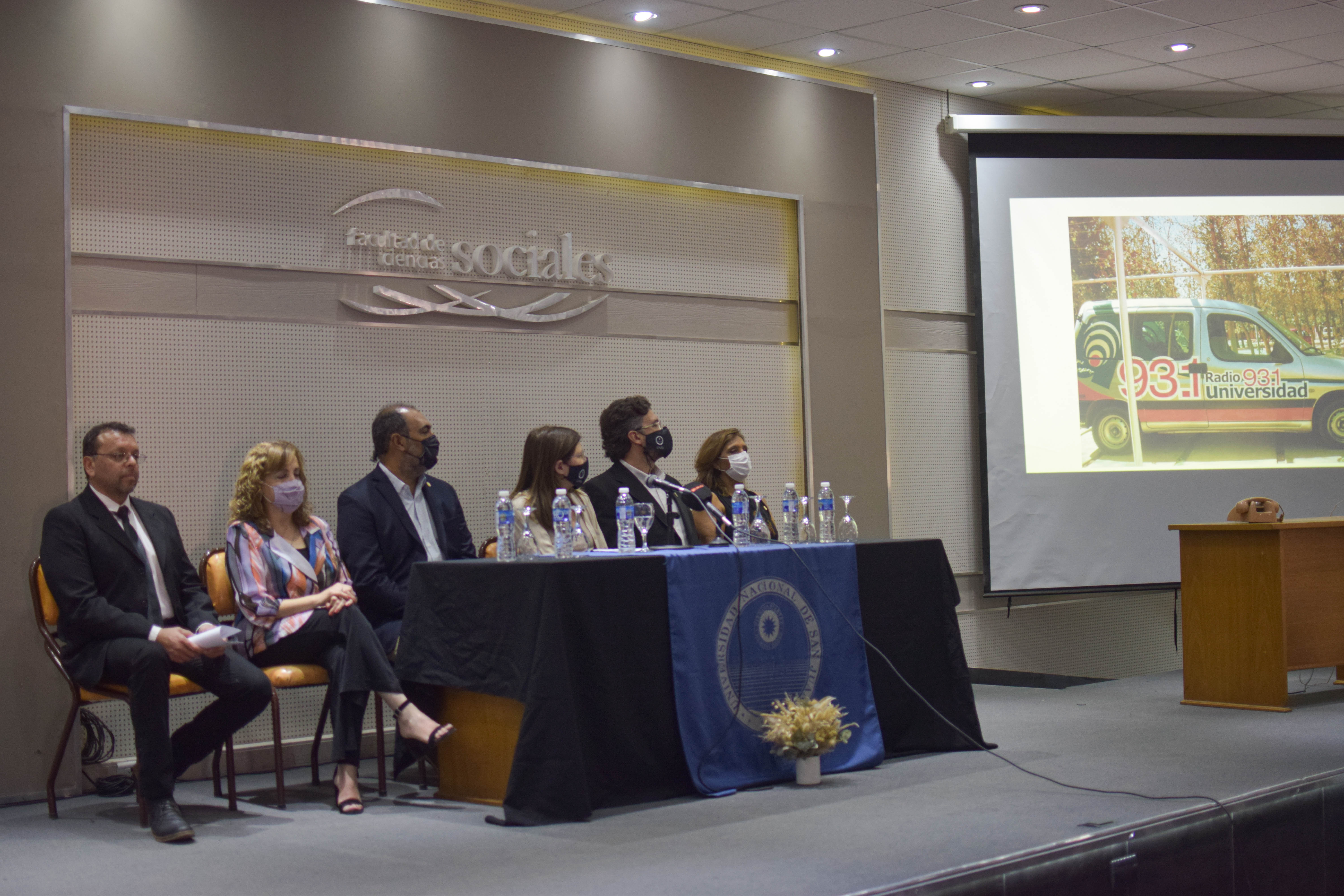 La UNSJ conmemoró 30 años de Radio Universidad en la Facultad de Sociales