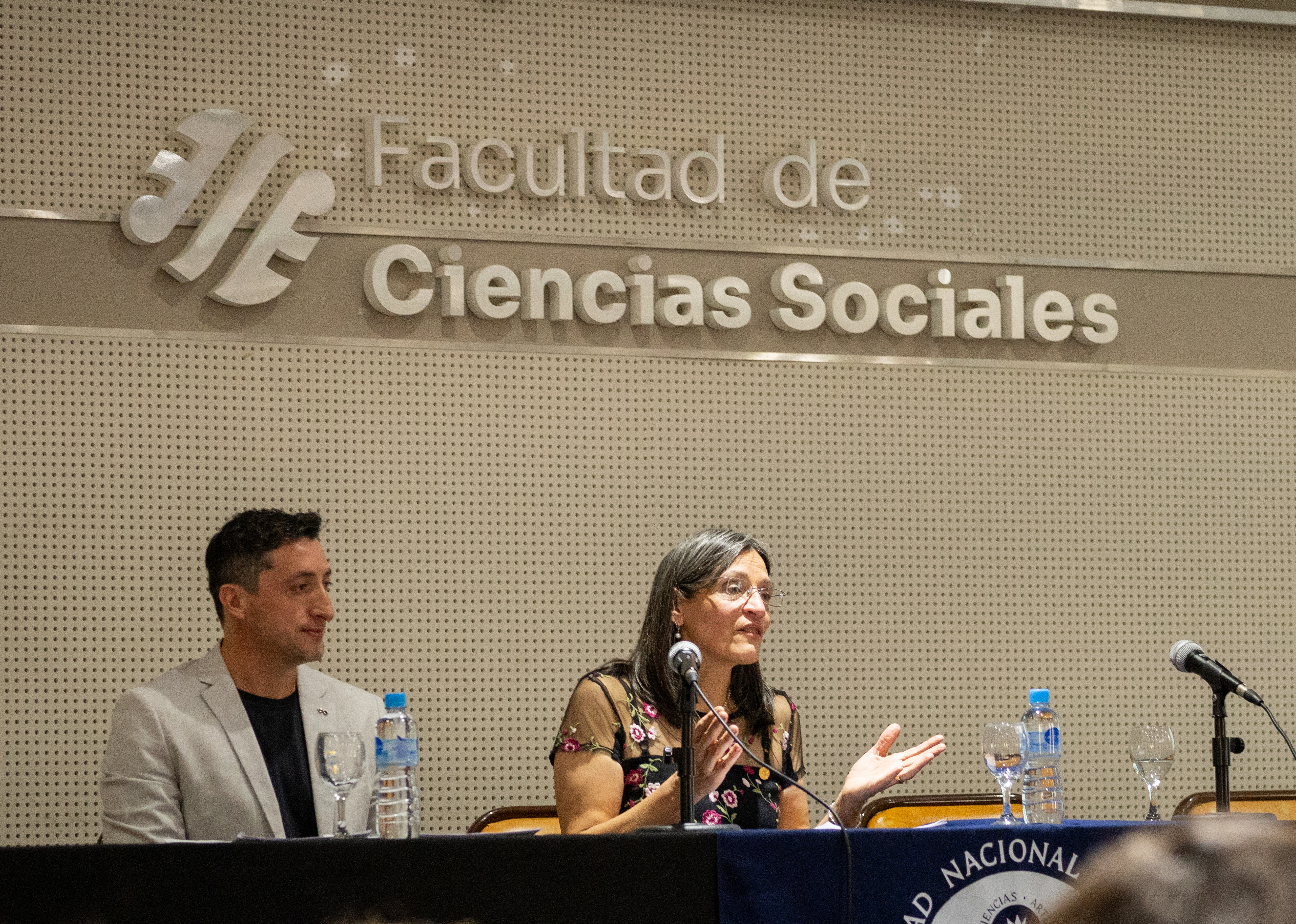 El Instituto de Investigaciones Socio Económicas celebró su 50° aniversario con nueva identidad visual y un espacio para becarios y becarias