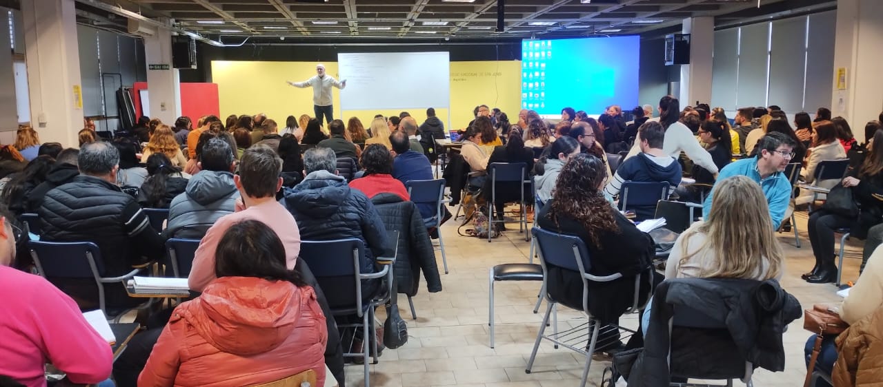 Sociales junto a otras instituciones dicta una diplomatura en Responsabilidad Social y Sustentabilidad