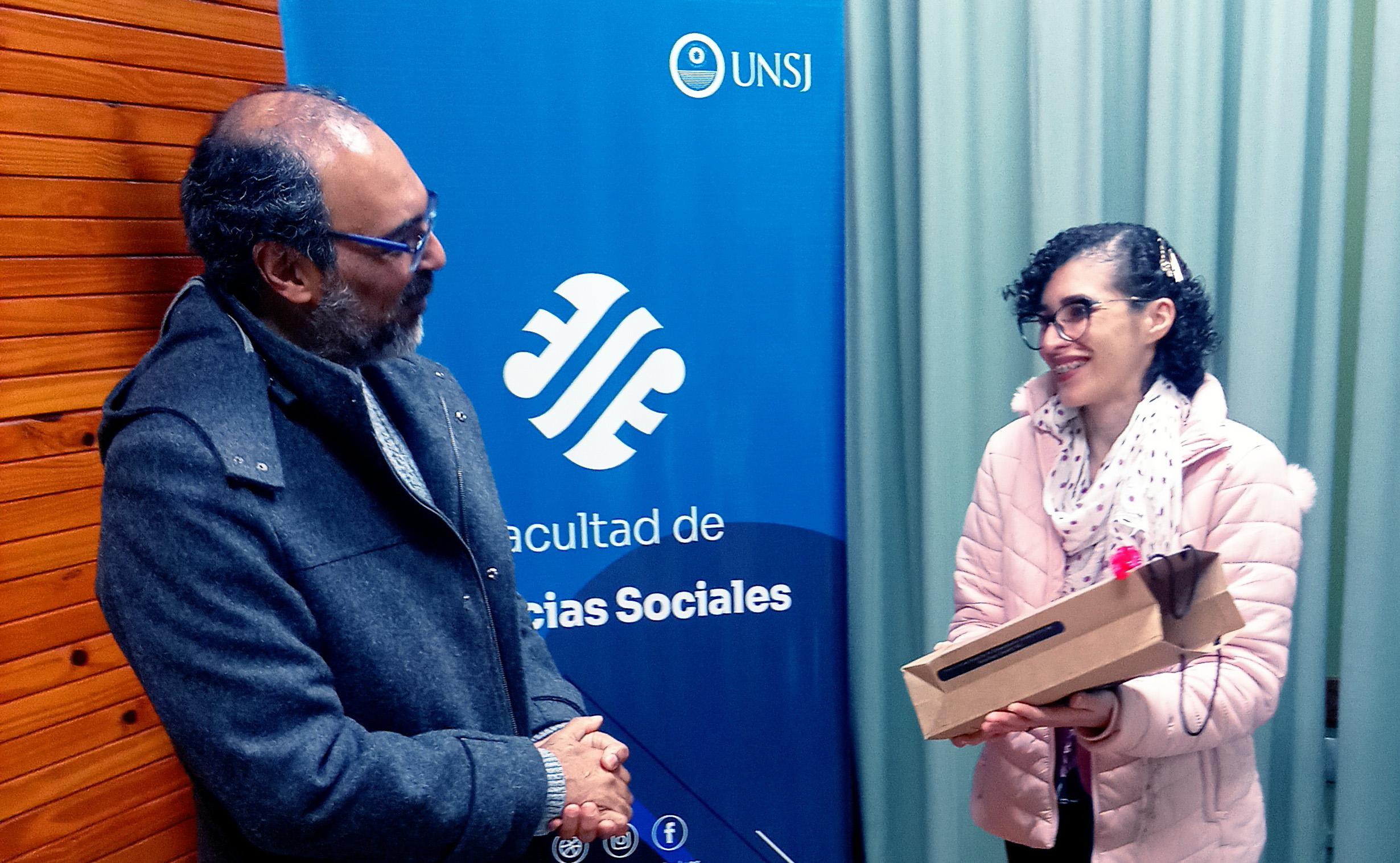Una compañera nodocente de la Universidad de Asunción visita Sociales 