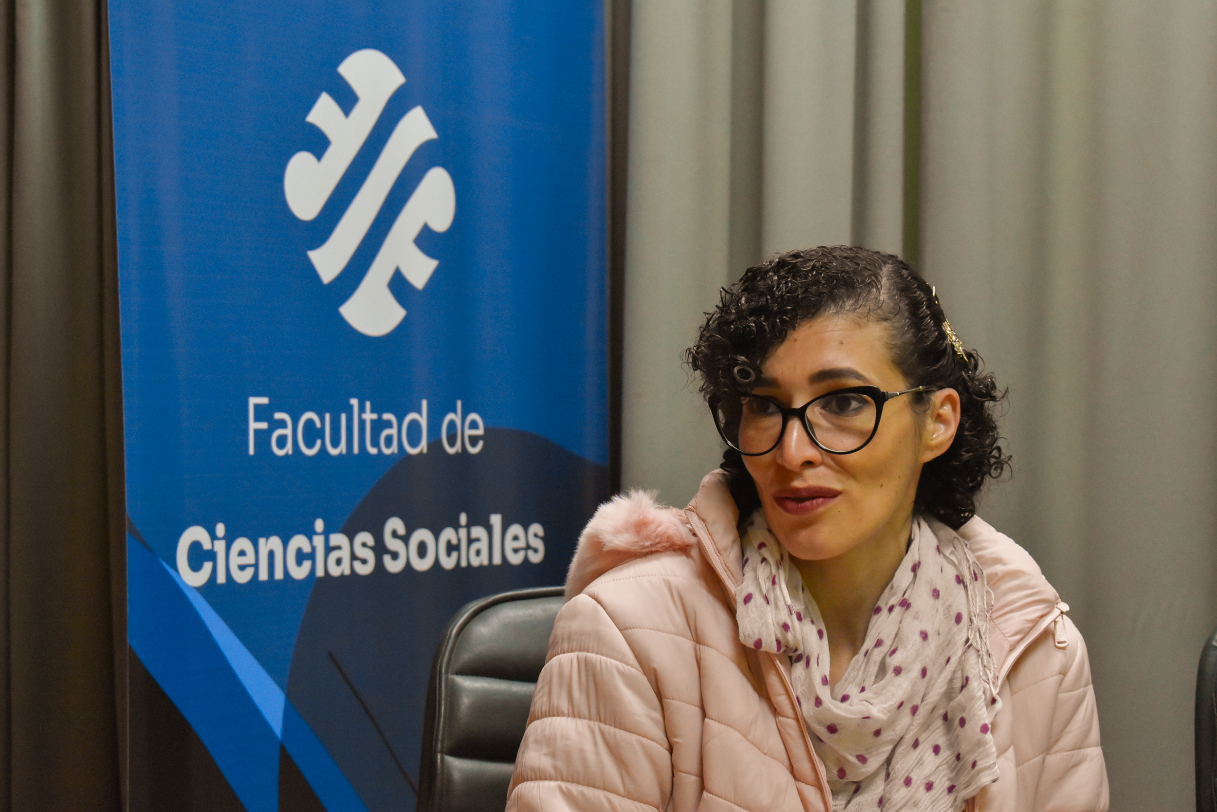 Una compañera nodocente de la Universidad de Asunción visita Sociales 