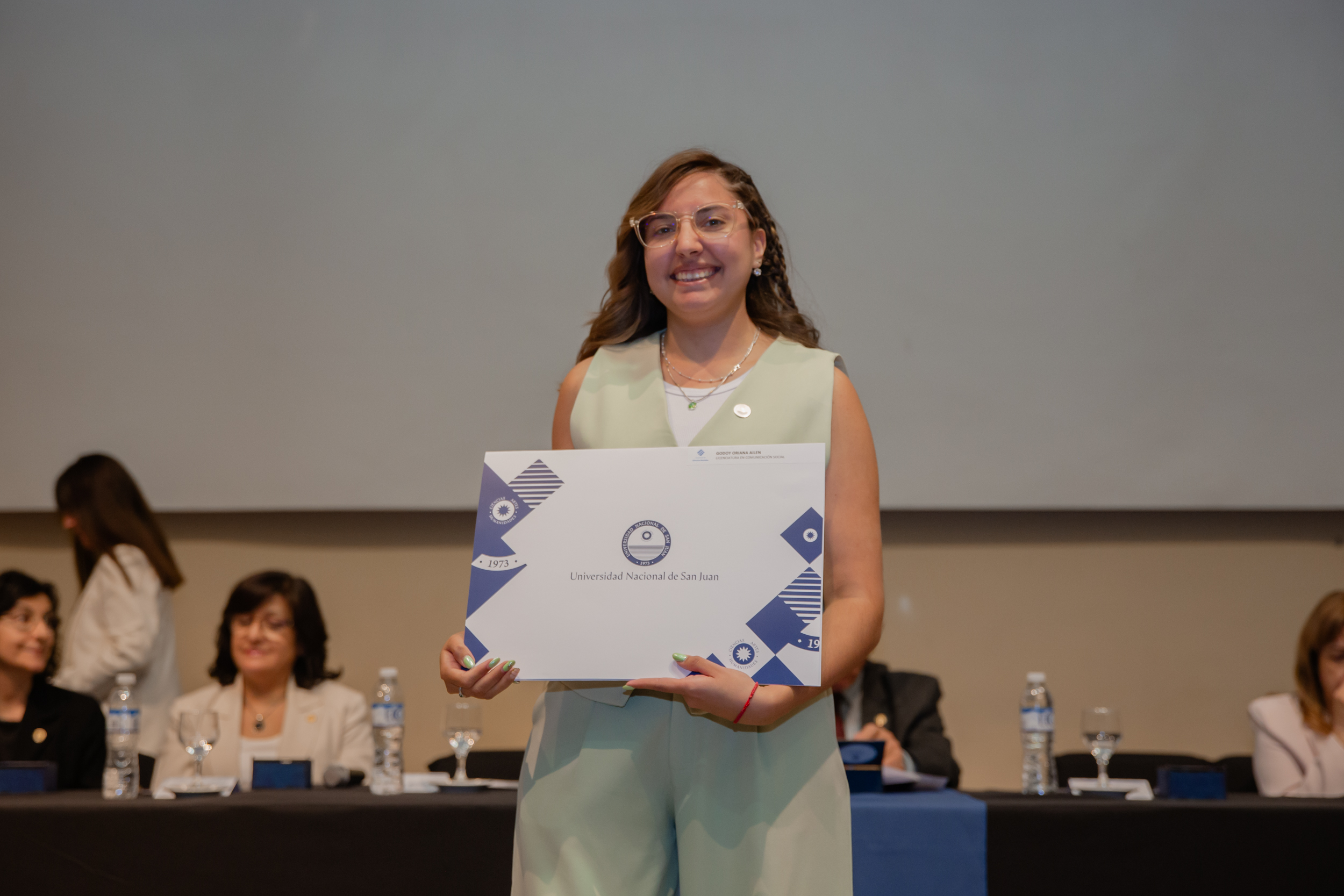 “La universidad pública nos recuerda que el conocimiento es un proyecto colectivo: nadie se forma en soledad"