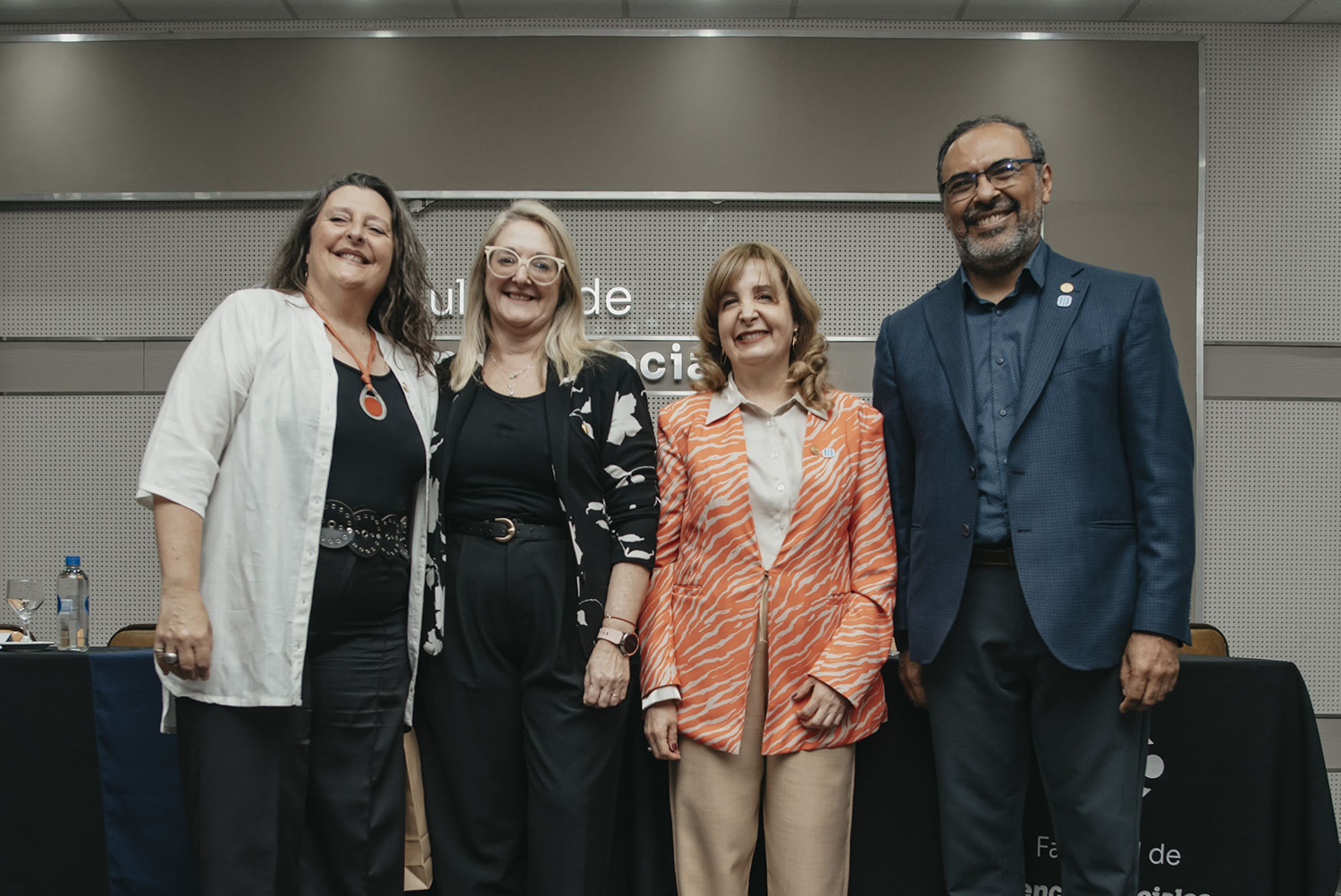 Las nuevas autoridades de departamentos e institutos asumieron en sus funciones para el periodo 2025-2029