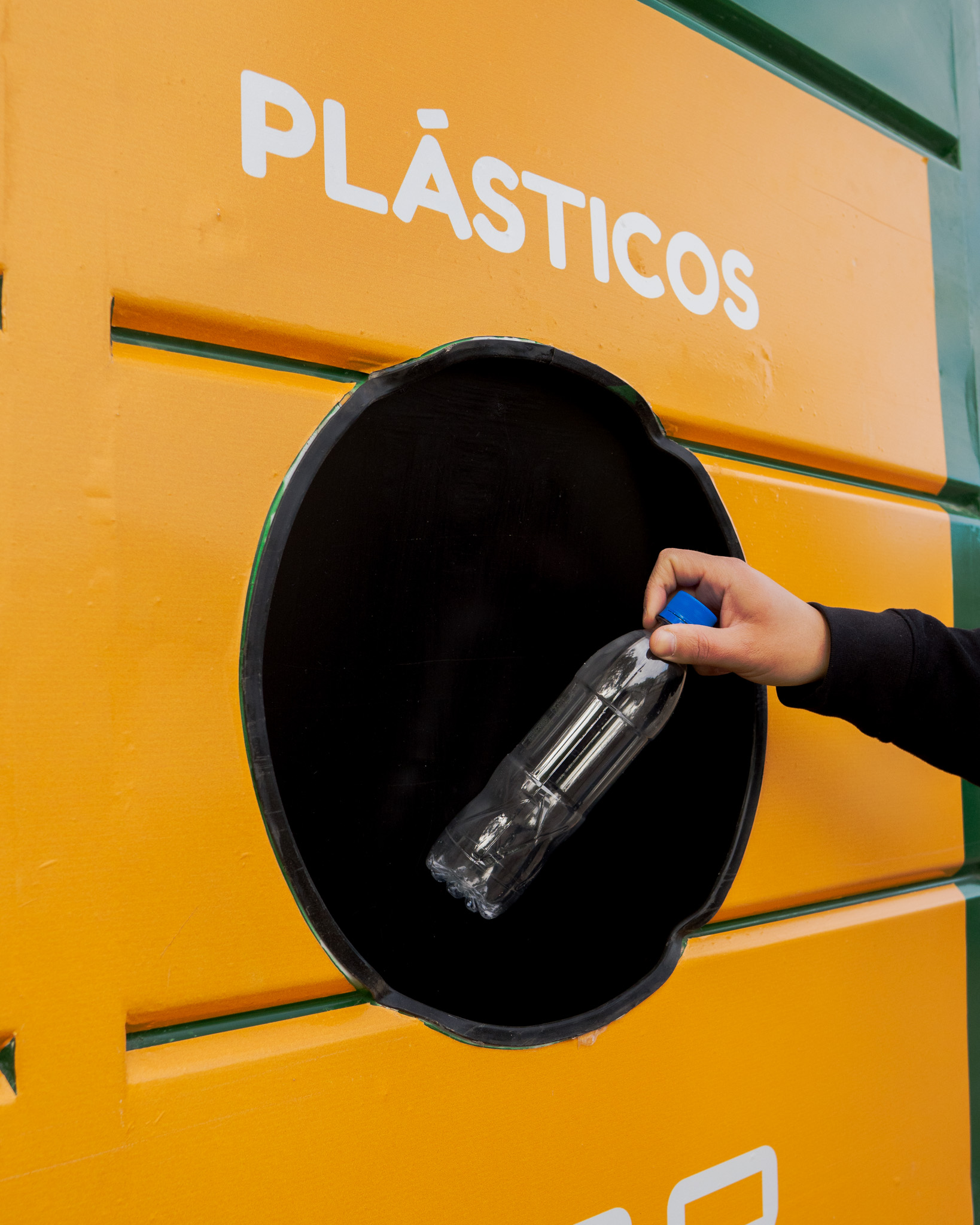 Sociales cuenta con EcoPunto para una gestión de residuos más eficaz