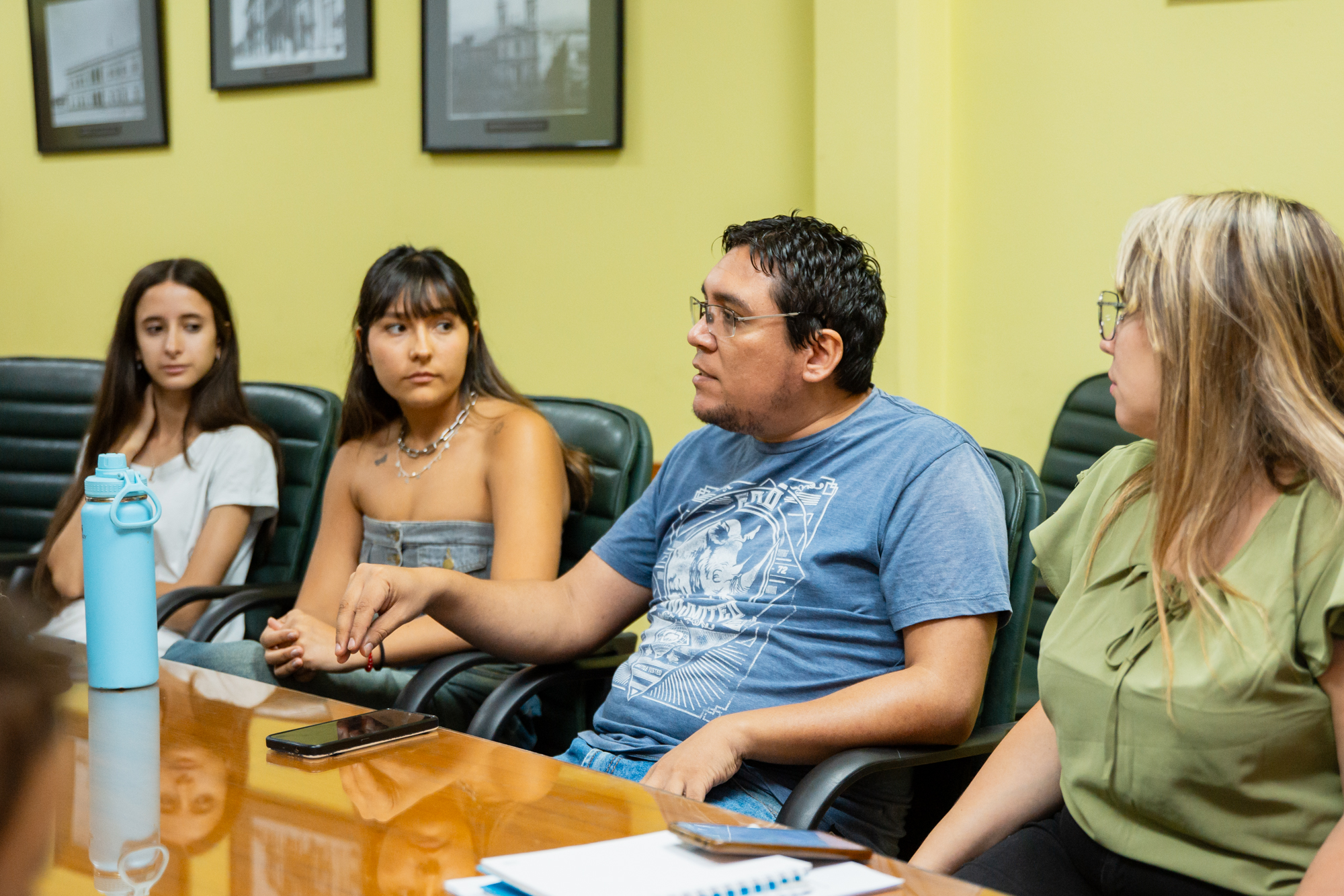 Tutores y tutoras pares de la Facultad finalizaron el año con un curso de resolución de conflictos