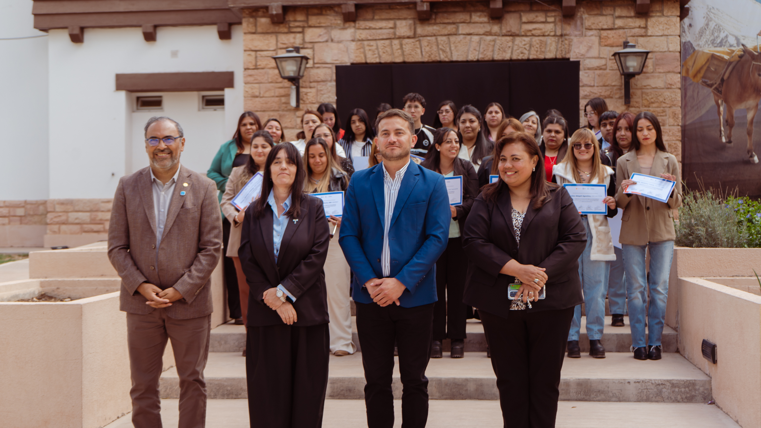 Sociales entregó los certificados de la diplomatura de extensión en Comunicación Digital para emprendedores